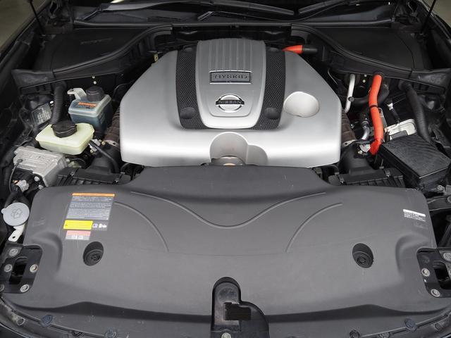 シーマ ハイブリッド　ＶＩＰ　Ｇ　メーカーＨＤＤナビ　後席Ｍ　ＢＯＳＥ　茶革　サンルーフ　エアシート　シートヒーター　レーダークルーズ　ＦＣＷ　ＬＤＷ　クルコン　電動シェード　車高調　２０ＡＷ　スエード調ルーフ　銀粉本木製インパネ（80枚目）