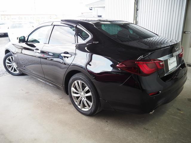 フーガハイブリッド ＶＩＰ　メーカーＨＤＤナビ　茶革　ＢＯＳＥサウンド　エアシート　シートヒーター　オットマン　地デジ　全周囲Ｍ　銀粉本木製インパネ　スエード調ルーフ　１８ＡＷ　エマブレ　ＰＦＣＷ　ＢＳＷ　ＬＤＷ　電動シェード（5枚目）