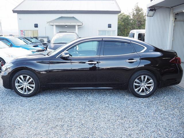 フーガハイブリッド ＶＩＰ　メーカーＨＤＤナビ　茶革　ＢＯＳＥサウンド　エアシート　シートヒーター　オットマン　地デジ　全周囲Ｍ　銀粉本木製インパネ　スエード調ルーフ　１８ＡＷ　エマブレ　ＰＦＣＷ　ＢＳＷ　ＬＤＷ　電動シェード（33枚目）