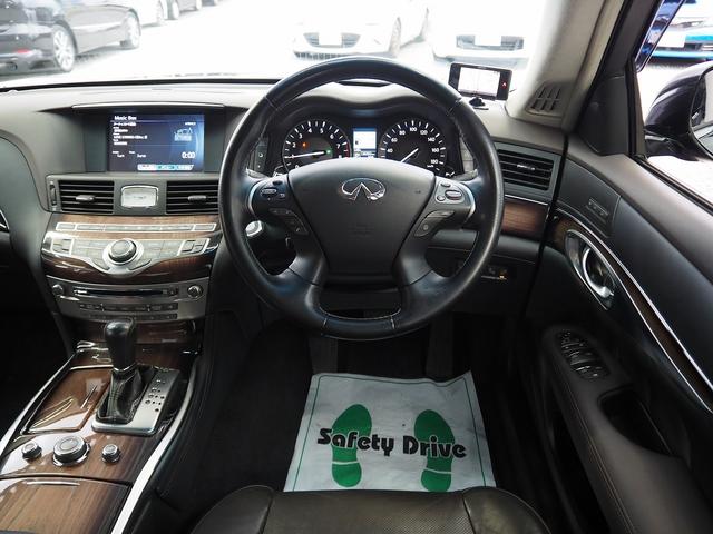 フーガハイブリッド ＶＩＰ　メーカーＨＤＤナビ　茶革　ＢＯＳＥサウンド　エアシート　シートヒーター　オットマン　地デジ　全周囲Ｍ　銀粉本木製インパネ　スエード調ルーフ　１８ＡＷ　エマブレ　ＰＦＣＷ　ＢＳＷ　ＬＤＷ　電動シェード（43枚目）