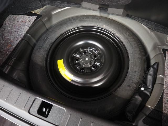 フーガハイブリッド ＶＩＰ　メーカーＨＤＤナビ　茶革　ＢＯＳＥサウンド　エアシート　シートヒーター　オットマン　地デジ　全周囲Ｍ　銀粉本木製インパネ　スエード調ルーフ　１８ＡＷ　エマブレ　ＰＦＣＷ　ＢＳＷ　ＬＤＷ　電動シェード（50枚目）