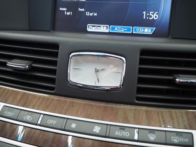 フーガハイブリッド ＶＩＰ　メーカーＨＤＤナビ　茶革　ＢＯＳＥサウンド　エアシート　シートヒーター　オットマン　地デジ　全周囲Ｍ　銀粉本木製インパネ　スエード調ルーフ　１８ＡＷ　エマブレ　ＰＦＣＷ　ＢＳＷ　ＬＤＷ　電動シェード（56枚目）