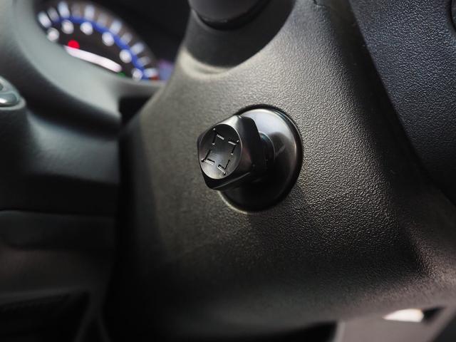 フーガハイブリッド ＶＩＰ　メーカーＨＤＤナビ　茶革　ＢＯＳＥサウンド　エアシート　シートヒーター　オットマン　地デジ　全周囲Ｍ　銀粉本木製インパネ　スエード調ルーフ　１８ＡＷ　エマブレ　ＰＦＣＷ　ＢＳＷ　ＬＤＷ　電動シェード（68枚目）