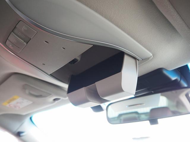 フーガハイブリッド ＶＩＰ　メーカーＨＤＤナビ　茶革　ＢＯＳＥサウンド　エアシート　シートヒーター　オットマン　地デジ　全周囲Ｍ　銀粉本木製インパネ　スエード調ルーフ　１８ＡＷ　エマブレ　ＰＦＣＷ　ＢＳＷ　ＬＤＷ　電動シェード（75枚目）