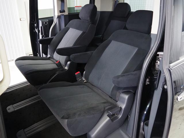 デリカD:5 G プレミアム 4WD 純正HDDナビ 後席モニター ロックフォード 両側パワスラ Pバックドア 地デジ マルチビューカメラ 前席シートヒーター ETC スマートキー クルコン パドルシフト 7人乗り 整備記録簿付き(9枚目)