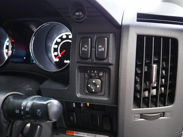 デリカD:5 G プレミアム 4WD 純正HDDナビ 後席モニター ロックフォード 両側パワスラ Pバックドア 地デジ マルチビューカメラ 前席シートヒーター ETC スマートキー クルコン パドルシフト 7人乗り 整備記録簿付き(15枚目)