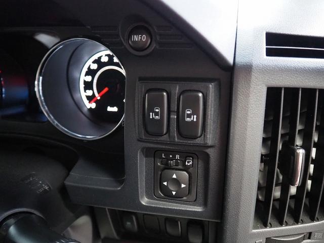 デリカD:5 G プレミアム 4WD 純正HDDナビ 後席モニター ロックフォード 両側パワスラ Pバックドア 地デジ マルチビューカメラ 前席シートヒーター ETC スマートキー クルコン パドルシフト 7人乗り 整備記録簿付き(66枚目)