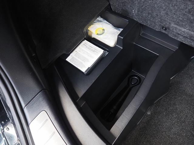 ハリアー プレミアム　アドバンスドパッケージ　４ＷＤ　メーカーＳＤナビ　ＪＢＬ　サンルーフ　ＰＣＳ　レーダークルーズ　寒冷地セット　外ウッドコンビＨ　ＡＨＢ　レーンディパーチャーアラート　Ｐバックドア　地デジ　全周囲Ｍ　ＬＥＤヘッドＬ　記録簿付き（55枚目）