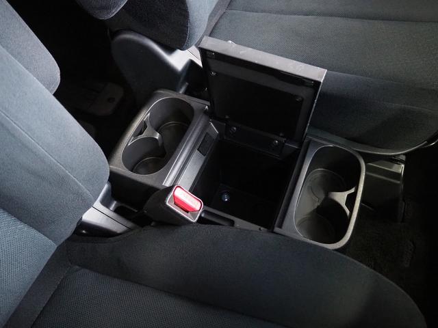 デリカＤ：５ Ｄ　パワーパッケージ　４ＷＤ　ストラーダＳＤナビ　両側パワスラ　前席シートヒーター　社外１６ＡＷ　ブルバー　地デジ　Ｂカメラ　ＥＴＣ　クルコン　パドルシフト　ディーゼルターボ　スマートキー　スモークフィルム　ＨＩＤ　フォグ（65枚目）