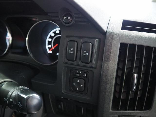 デリカＤ：５ Ｄ　パワーパッケージ　４ＷＤ　ストラーダＳＤナビ　両側パワスラ　前席シートヒーター　社外１６ＡＷ　ブルバー　地デジ　Ｂカメラ　ＥＴＣ　クルコン　パドルシフト　ディーゼルターボ　スマートキー　スモークフィルム　ＨＩＤ　フォグ（66枚目）