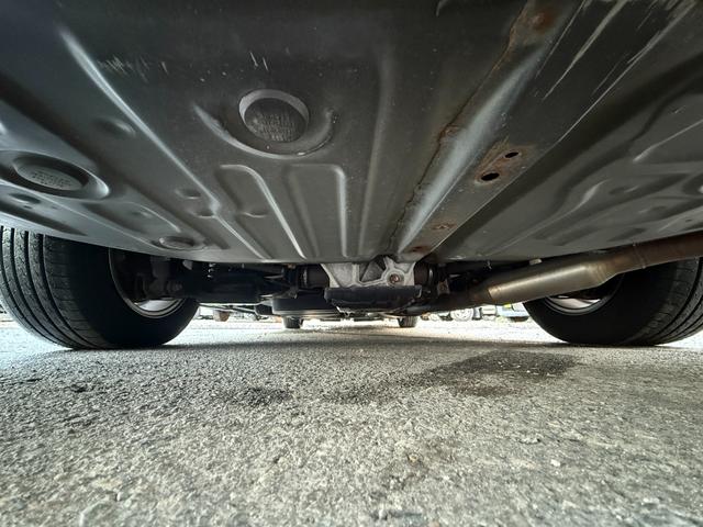 エスクァイア Xi 4WD パワースライドドア ナビ TV バックカメラ Bluetooth ETC オートエアコン オートライト アイドリングストップ タイミングチェーン アルミホイール 横滑り防止装置 キーレス(13枚目)