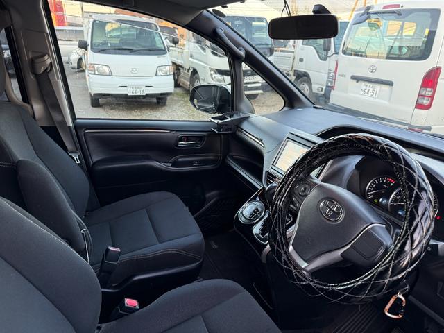 エスクァイア Xi 4WD パワースライドドア ナビ TV バックカメラ Bluetooth ETC オートエアコン オートライト アイドリングストップ タイミングチェーン アルミホイール 横滑り防止装置 キーレス(23枚目)