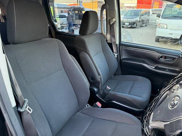 エスクァイア Xi 4WD パワースライドドア ナビ TV バックカメラ Bluetooth ETC オートエアコン オートライト アイドリングストップ タイミングチェーン アルミホイール 横滑り防止装置 キーレス(25枚目)