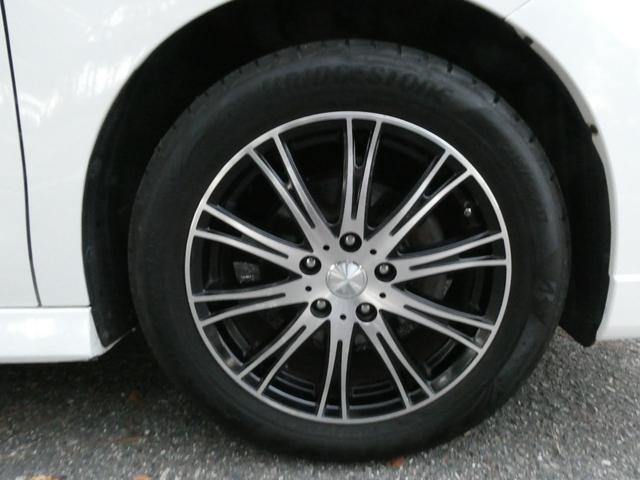 ステップワゴンスパーダ Ｚ　クールスピリット　９インチ純正メモリーナビ　両側電動スライドドア　クリアランスソナー　ハーフレザーシート　クルコン　バックカメラ　ウィンカーミラー　ＥＴＣ　ステアリングスイッチ　パドルシフト　オートＡ／Ｃ・ライト（9枚目）