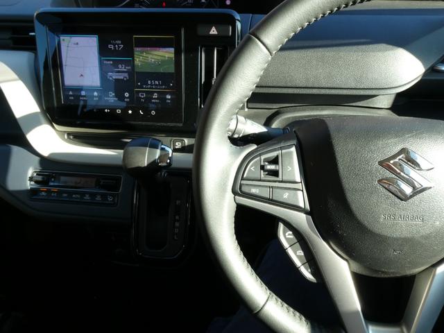 ソリオ ハイブリッドMZ 2トンカラー 9インチメーカーナビTV 全方位モニター スズキセーフティ ドラレコ ETC 両側パワスラ アタプティブクルーズコントロール クリソナ 軽減ブレーキ シートヒーター レーンアシスト(30枚目)