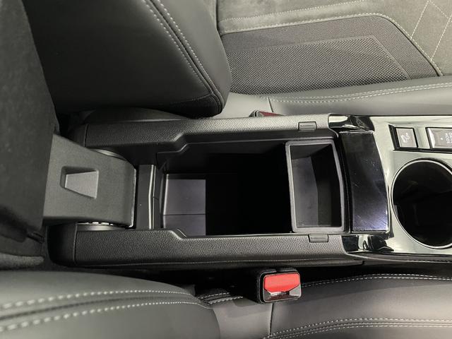 ＧＴ　ディスプレイオーディオ　ＡｐｐｌｅＣａｒＰｌａｙ／アンドロイドオート対応　ＦＯＣＡＬセンタースピーカー／ツィーター　Ｂカメラ　前後ドラレコ　ＥＴＣ　シートヒーター　アダプティブクルコン　オートＬＥＤ(45枚目)