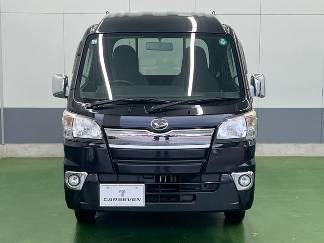 ハイゼットトラック ジャンボ　切替４ＷＤ　オートマ　キーレス　パワーウィンドウ　ＣＤプレイヤー　ラジオ　ＡＵＸ　スピーカー　パワーステアリング　テールゲートチェーン　エアバック　フォグランプ　荷台作業灯　１２インチスチールホイール（3枚目）