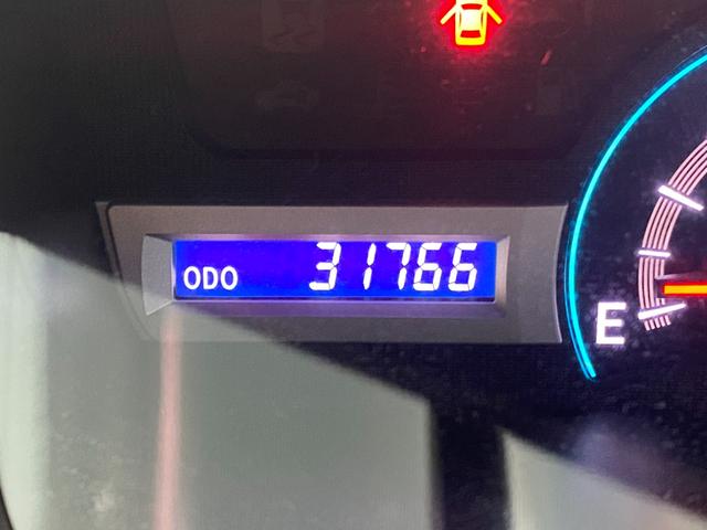 ノア Ｘ　スマートエディション　４ＷＤ　８人　両電動スライド　社外９インチナビ　ＡＶＮ－ＺＸ０４ｉ　バックカメラ　Ｂｌｕｅｔｏｏｔｈ　ブルートゥース　ＵＳＢ　ＣＤ　ＤＶＤ　フルセグ　ＥＴＣ　１５インチアルミ　スマートキー　ＨＩＤ（18枚目）