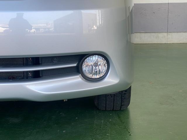 ノア Ｘ　スマートエディション　４ＷＤ　８人　両電動スライド　社外９インチナビ　ＡＶＮ－ＺＸ０４ｉ　バックカメラ　Ｂｌｕｅｔｏｏｔｈ　ブルートゥース　ＵＳＢ　ＣＤ　ＤＶＤ　フルセグ　ＥＴＣ　１５インチアルミ　スマートキー　ＨＩＤ（41枚目）