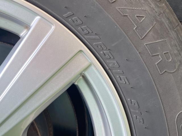 ノア Ｘ　スマートエディション　４ＷＤ　８人　両電動スライド　社外９インチナビ　ＡＶＮ－ＺＸ０４ｉ　バックカメラ　Ｂｌｕｅｔｏｏｔｈ　ブルートゥース　ＵＳＢ　ＣＤ　ＤＶＤ　フルセグ　ＥＴＣ　１５インチアルミ　スマートキー　ＨＩＤ（50枚目）