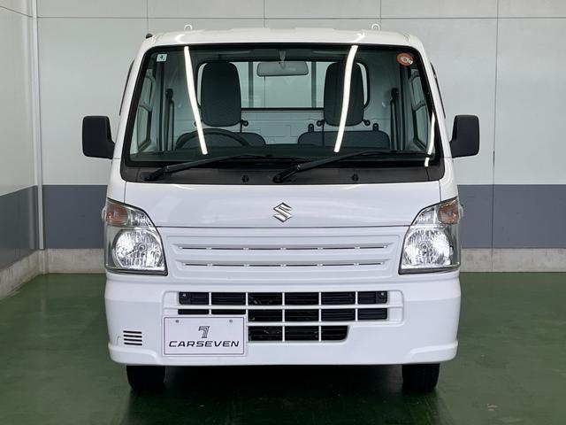 キャリイトラック ＫＣエアコン・パワステ　切替４ＷＤ　５速ＭＴ　エアコン　パワーステアリング　運転席エアバック　純正ラジオ　ＡＭ　ＦＭ　シガーソケット　テールゲートチェーン　　新車保証書　取り扱い説明書　車検９年４月２７日まで（3枚目）