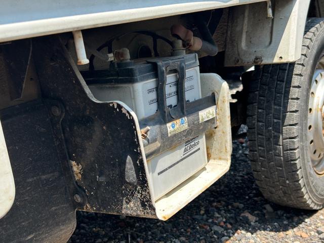 キャリイトラック 　４ＷＤ（11枚目）