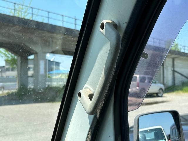 キャリイトラック 　４ＷＤ（25枚目）
