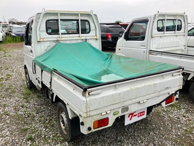 キャリイトラック ＫＣ　パートタイム４ＷＤ　高低二段切替式　フロア５ＭＴ（6枚目）