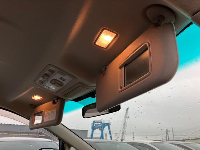 エスティマハイブリッド Ｘ　ＥＴＣ　ダブルエアコン　４ＷＤ　スマートキー（25枚目）