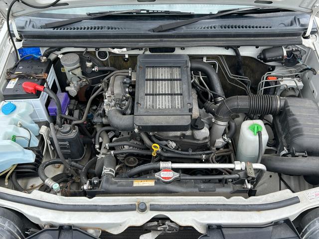 ジムニー ランドベンチャー　ＥＴＣ　パートタイム４ＷＤ　ルーフレール（25枚目）