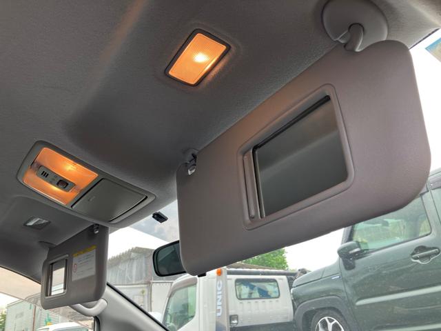 ノア Ｘ　スマートエディション　ＥＴＣ　４ＷＤ　バックカメラ　ダブルエアコン（20枚目）