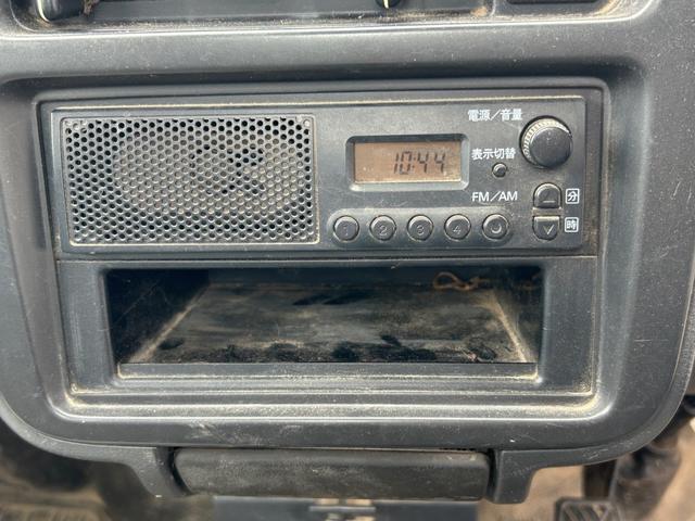 キャリイトラック 　パートタイム４ＷＤ（16枚目）