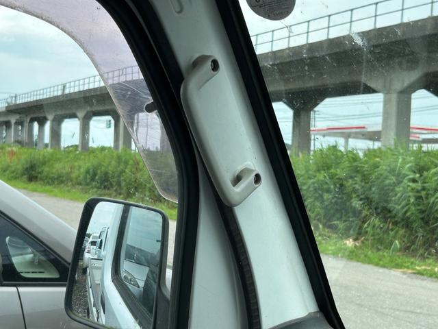 キャリイトラック 　パートタイム４ＷＤ（25枚目）