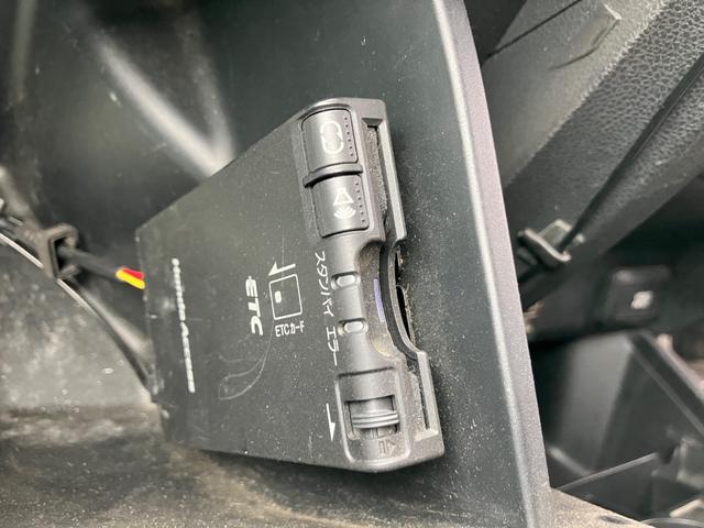 フィット 　ＥＴＣ　４ＷＤ　バックカメラ　キーレスエントリー（21枚目）