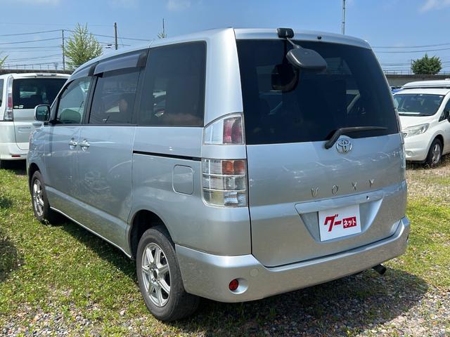 ヴォクシー Ｘリミテッド　ＥＴＣ　４ＷＤ（7枚目）