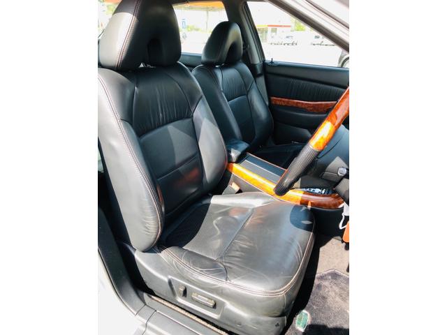 セイバー タイプＳ　ホンダオブアメリカ逆輸入車　本革シート　ナビ　アナログＴＶ　純正アルミ　ＥＴＣ　ＤＶＤ　パワーシート　キーレスエントリー　ＡＡＣ　走行１１万キロ　アルミ付きスタッドレスタイヤ　修復無し（14枚目）