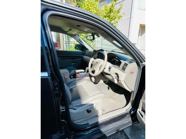 ジープ・グランドチェロキー リミテッド　４ＷＤ、ＨＤＤナビ、バックカメラ、革シート、運転席助手席エアバッグ、パワーシート、シートヒーター、コーナーセンサー、社外アルミ、オートエアコン、キーレスエントリー、走行８７７７６ｋｍ、２年車検整備付き（25枚目）