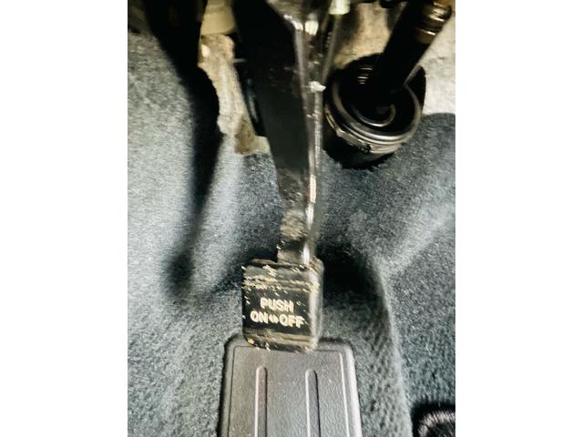 カムリ ハイブリッド　レザーパッケージ　革シート、クルーズコントロール、フルセグバックカメラ、メモリーナビテレビ、電動シート、シートヒーター、ＥＴＣ、Ｂｌｕｅｔｏｏｔｈ、純正アルミホイール、デュアルエアバック、デュアルエアコン、車検整備付き（44枚目）