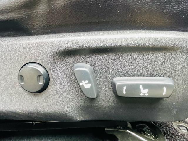 カムリ ハイブリッド　レザーパッケージ　革シート、クルーズコントロール、フルセグバックカメラ、メモリーナビテレビ、電動シート、シートヒーター、ＥＴＣ、Ｂｌｕｅｔｏｏｔｈ、純正アルミホイール、デュアルエアバック、デュアルエアコン、車検整備付き（46枚目）