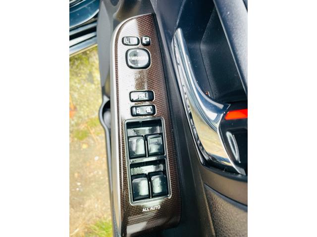 カムリ ハイブリッド　レザーパッケージ　革シート、クルーズコントロール、フルセグバックカメラ、メモリーナビテレビ、電動シート、シートヒーター、ＥＴＣ、Ｂｌｕｅｔｏｏｔｈ、純正アルミホイール、デュアルエアバック、デュアルエアコン、車検整備付き（48枚目）