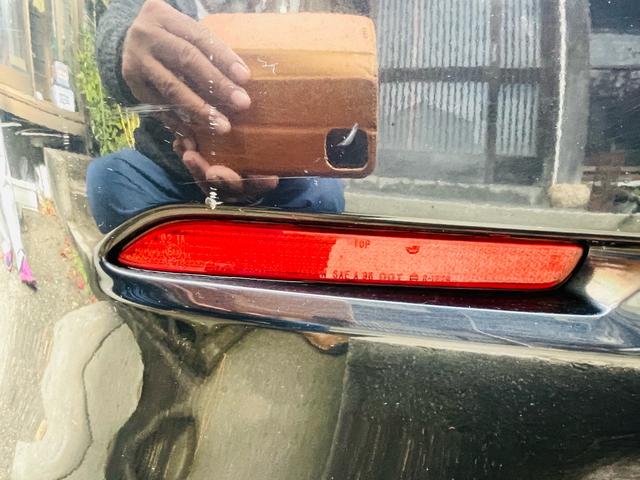 カムリ ハイブリッド　レザーパッケージ　革シート、クルーズコントロール、フルセグバックカメラ、メモリーナビテレビ、電動シート、シートヒーター、ＥＴＣ、Ｂｌｕｅｔｏｏｔｈ、純正アルミホイール、デュアルエアバック、デュアルエアコン、車検整備付き（70枚目）