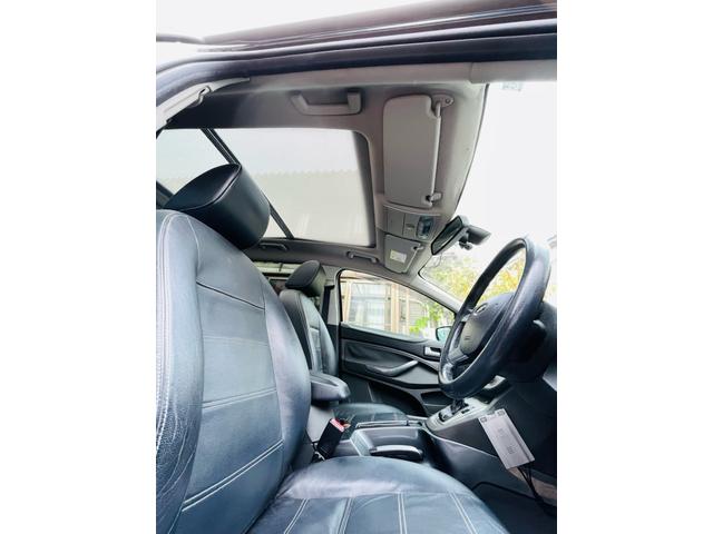 クーガ 4WD、革シート、サンルーフ、デジタルナビTV、ETC、パワーシート、シートヒーター、クルーズコントロール、Bluetooth、USB端子、純正アルミ、ルーフレール、2年車検整備付き(30枚目)