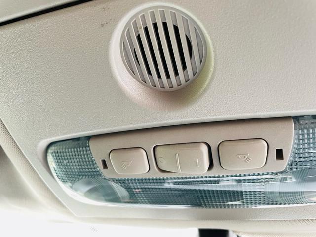 クーガ 4WD、革シート、サンルーフ、デジタルナビTV、ETC、パワーシート、シートヒーター、クルーズコントロール、Bluetooth、USB端子、純正アルミ、ルーフレール、2年車検整備付き(43枚目)