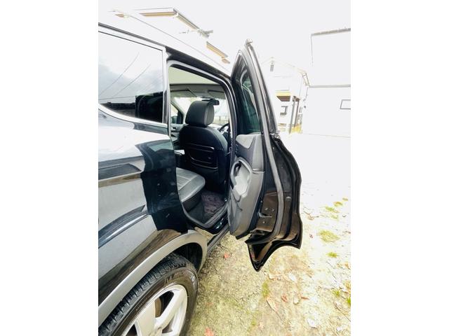 クーガ 4WD、革シート、サンルーフ、デジタルナビTV、ETC、パワーシート、シートヒーター、クルーズコントロール、Bluetooth、USB端子、純正アルミ、ルーフレール、2年車検整備付き(56枚目)