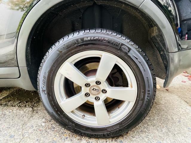 クーガ 4WD、革シート、サンルーフ、デジタルナビTV、ETC、パワーシート、シートヒーター、クルーズコントロール、Bluetooth、USB端子、純正アルミ、ルーフレール、2年車検整備付き(66枚目)