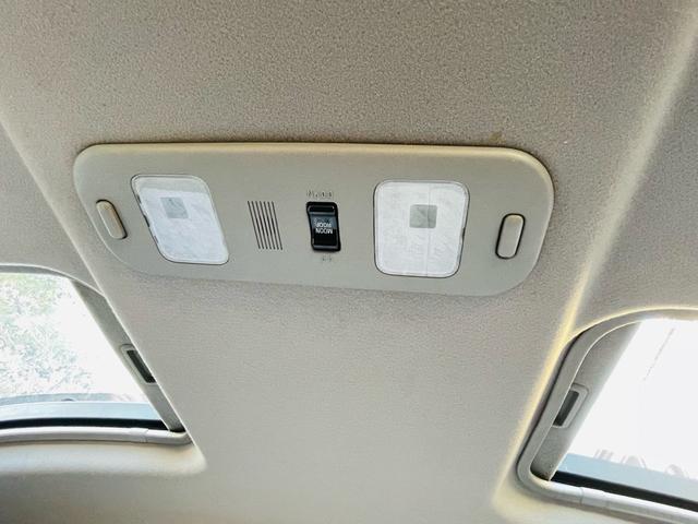 ハイエースワゴン スーパーカスタムリミテッド　４ＷＤ、ディーゼルターボ、エンジンスターター、ドライブレコーダー、Ｗサンルーフ、パワースライドドア、Ｗエアコン、ナビＴＶ、リアカーテン、ＥＴＣ、純正アルミ、キーレスエントリー、二年車検整備付き（31枚目）