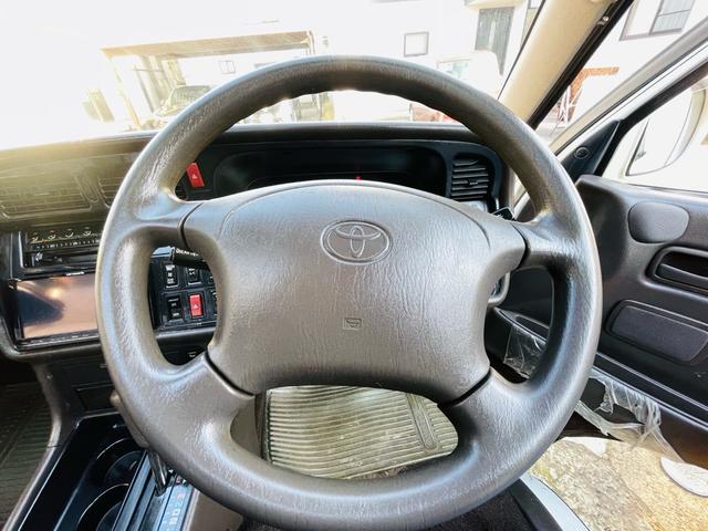 ハイエースワゴン スーパーカスタムリミテッド　４ＷＤ、ディーゼルターボ、エンジンスターター、ドライブレコーダー、Ｗサンルーフ、パワースライドドア、Ｗエアコン、ナビＴＶ、リアカーテン、ＥＴＣ、純正アルミ、キーレスエントリー、二年車検整備付き（36枚目）