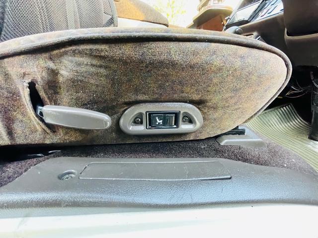 ハイエースワゴン スーパーカスタムリミテッド　４ＷＤ、ディーゼルターボ、エンジンスターター、ドライブレコーダー、Ｗサンルーフ、パワースライドドア、Ｗエアコン、ナビＴＶ、リアカーテン、ＥＴＣ、純正アルミ、キーレスエントリー、二年車検整備付き（49枚目）