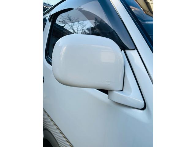 ハイエースワゴン スーパーカスタムリミテッド　４ＷＤ、ディーゼルターボ、エンジンスターター、ドライブレコーダー、Ｗサンルーフ、パワースライドドア、Ｗエアコン、ナビＴＶ、リアカーテン、ＥＴＣ、純正アルミ、キーレスエントリー、二年車検整備付き（62枚目）