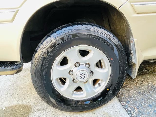 ハイエースワゴン スーパーカスタムリミテッド　４ＷＤ、ディーゼルターボ、エンジンスターター、ドライブレコーダー、Ｗサンルーフ、パワースライドドア、Ｗエアコン、ナビＴＶ、リアカーテン、ＥＴＣ、純正アルミ、キーレスエントリー、二年車検整備付き（74枚目）